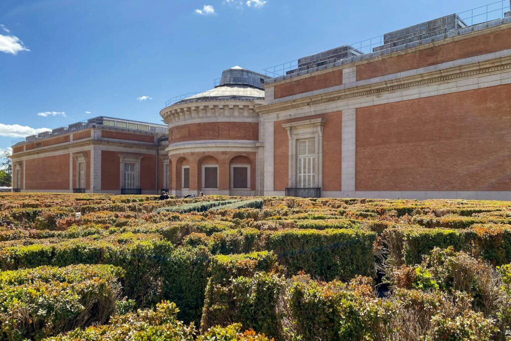 vue sur le musée du Prado à Madrid en Espagne