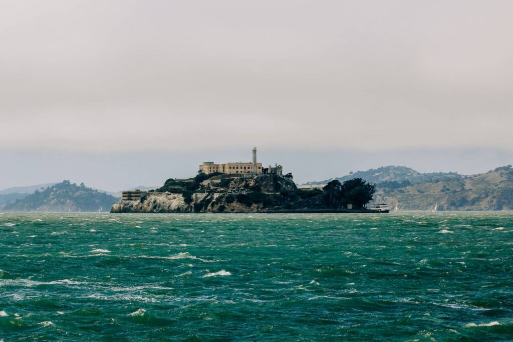 Vue sur la prison d'Alcatraz à San Francisco