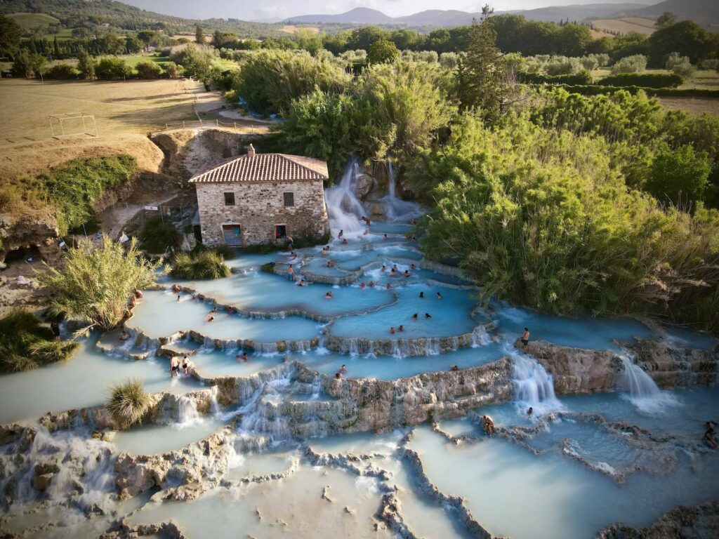 thermes de saturnia toscane italie